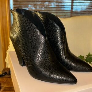 Chinese Laundry Heeled Bootie